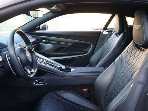 Used 2024 Aston Martin DB12 Coupe image 12