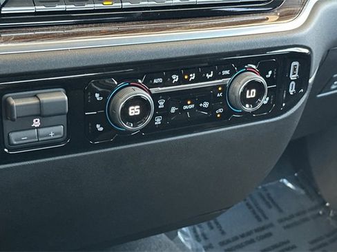 Used 2025 Chevrolet Silverado 1500 LT image 26