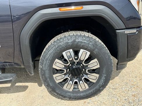 New 2026 GMC Sierra 2500 Denali w/ Denali Reserve Package image 3