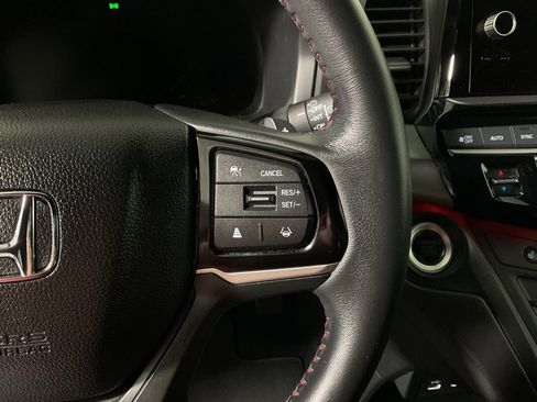 Used 2025 Honda Odyssey Sport-L image 26