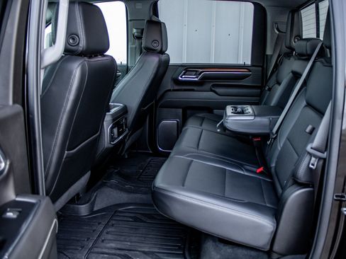 Used 2024 GMC Sierra 2500 Denali w/ Technology Package image 24