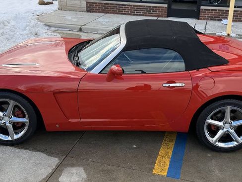 Used 2009 Saturn Sky w/ Premium Trim Package image 22