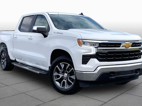 Used 2024 Chevrolet Silverado 1500 LT AWD/4WD image 3