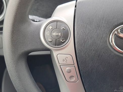 Used 2013 Toyota Prius C Three image 11