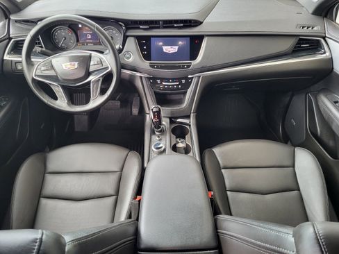Used 2025 Cadillac XT5 Premium Luxury w/ Technology Package FWD image 12