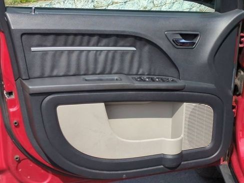 Used 2009 Dodge Journey SXT w/ Flexible Seating Group FWD image 26