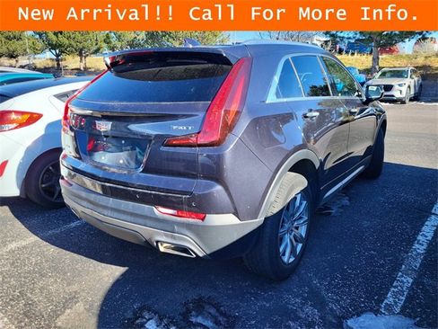 Used 2023 Cadillac XT4 Premium Luxury image 3