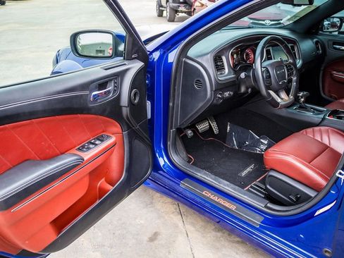 Used 2022 Dodge Charger SRT Hellcat w/ Harman/Kardon Audio Group image 26