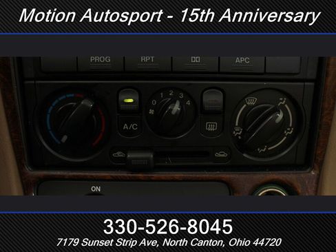 Used 1999 MAZDA MX-5 Miata RWD image 26