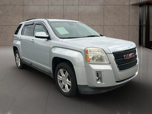 Used 2015 GMC Terrain SLE FWD image 3