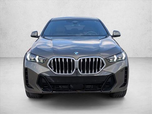 Used 2025 BMW X6 xDrive40i image 2