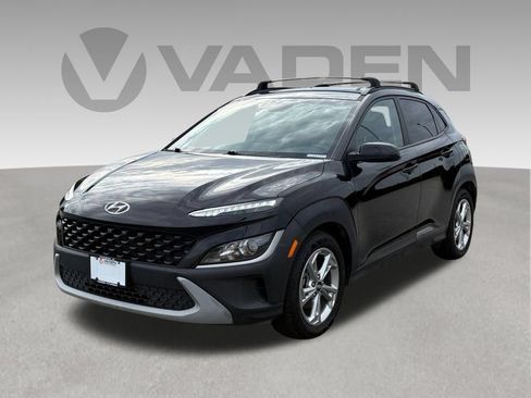Used 2023 Hyundai Kona SEL FWD image 1