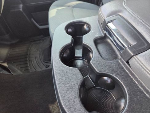 Used 2015 RAM 1500 Express image 26