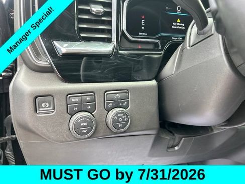 Used 2025 Chevrolet Silverado 1500 LT Trail Boss w/ Convenience Package II AWD/4WD image 17