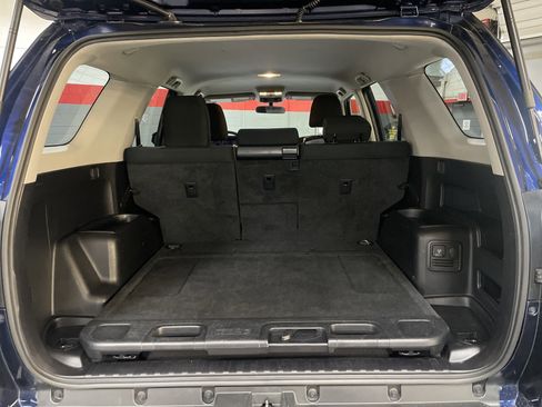 Used 2019 Toyota 4Runner TRD Off-Road image 34