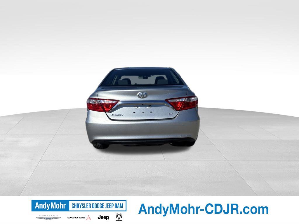 Used 2015 Toyota Camry LE FWD image 6