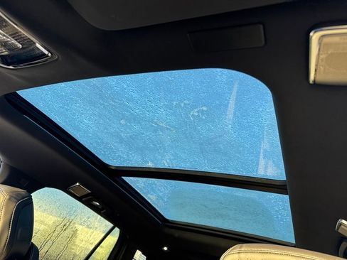 New 2026 Cadillac Vistiq Sport image 19