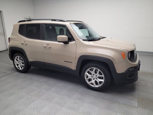 Used 2015 Jeep Renegade Latitude image 11