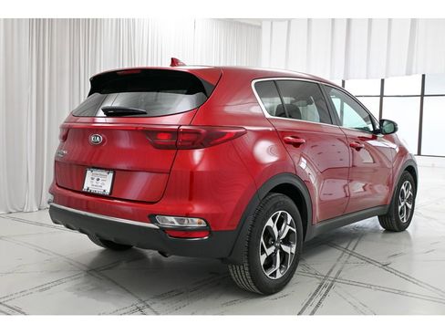 Used 2020 Kia Sportage LX w/ LX Popular Package image 7