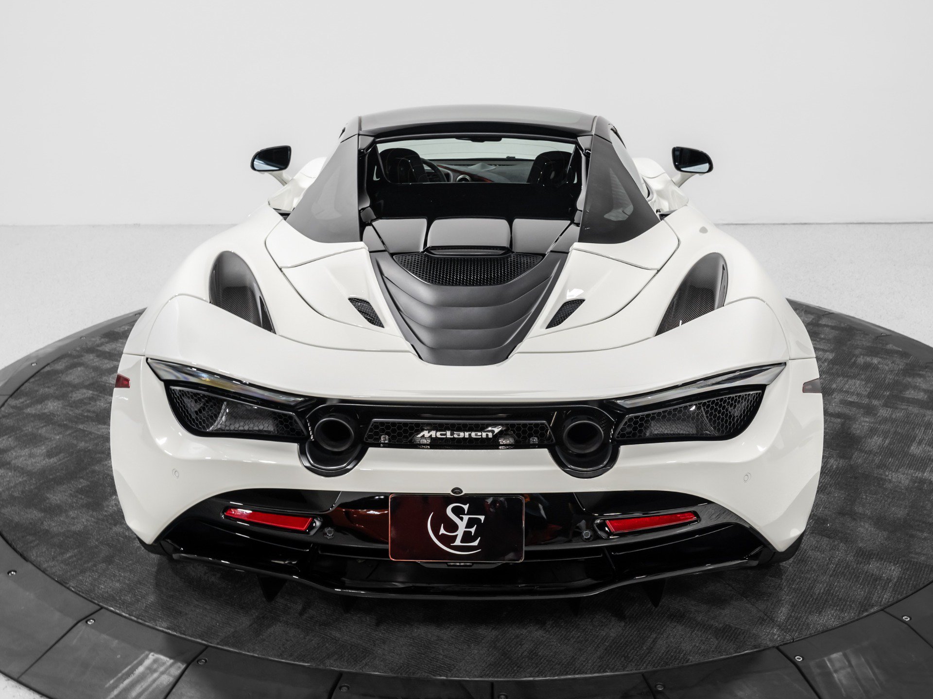 Used 2021 McLaren 720S Performance RWD image 22