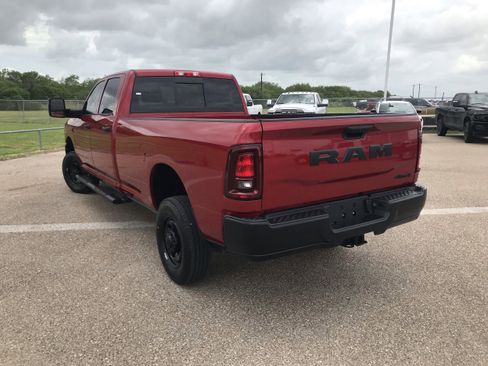 New 2025 RAM 2500 Tradesman AWD/4WD image 7
