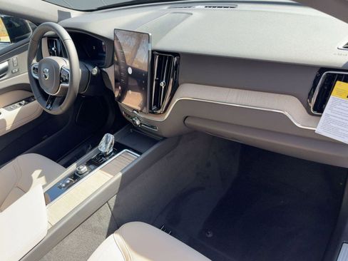 New 2026 Volvo XC60 B5 Core image 28