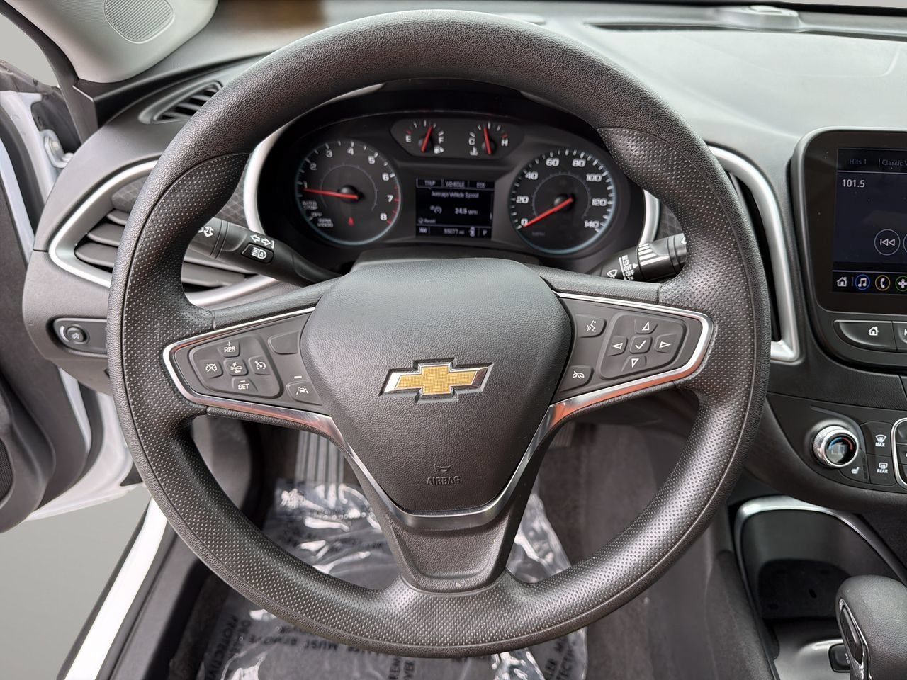 Used 2024 Chevrolet Malibu LT FWD image 28