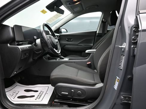 Used 2025 Hyundai Kona SEL AWD/4WD image 10
