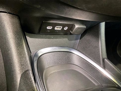 Used 2025 Chevrolet Malibu LT image 12