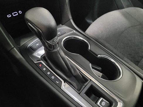 Used 2022 Chevrolet Equinox LT image 26