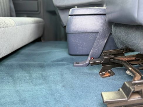 Used 1993 Ford F250 XLT image 56