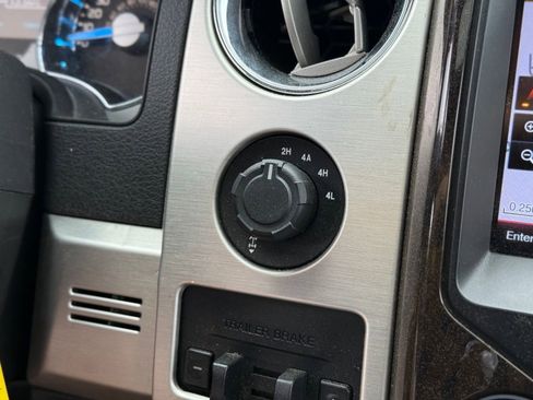 Used 2013 Ford F150 Platinum AWD/4WD image 25