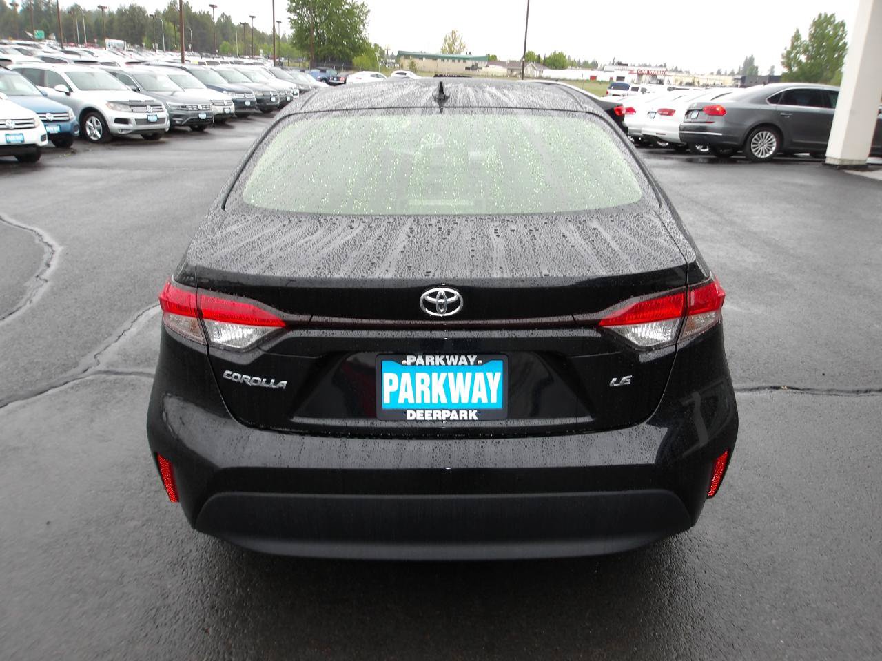 Used 2023 Toyota Corolla LE FWD image 4