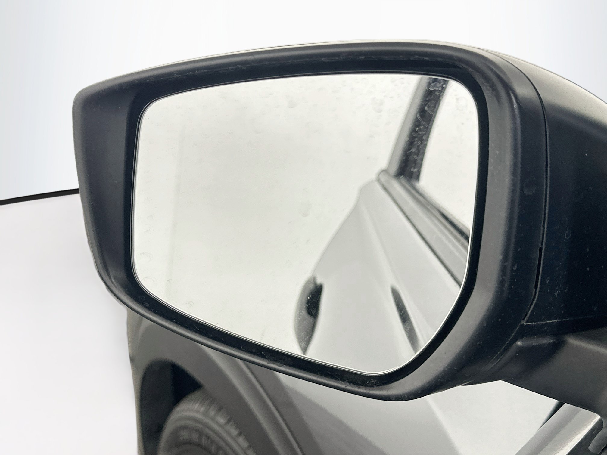 Used 2025 Nissan Kicks Play S FWD image 16