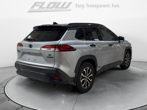 Used 2024 Toyota Corolla Cross AWD Hybrid image 7