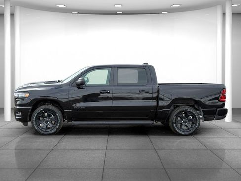 New 2026 RAM 1500 Express AWD/4WD image 4