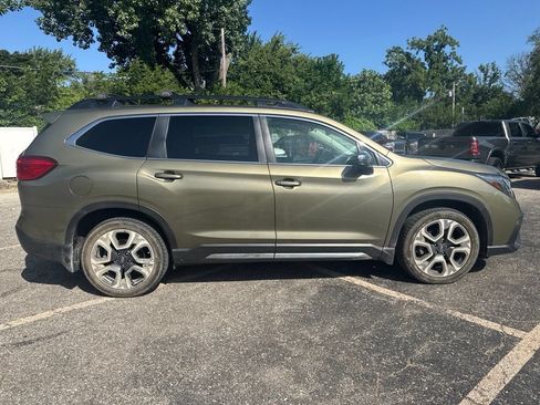 Used 2023 Subaru Ascent Limited w/ Technology Package AWD/4WD image 2