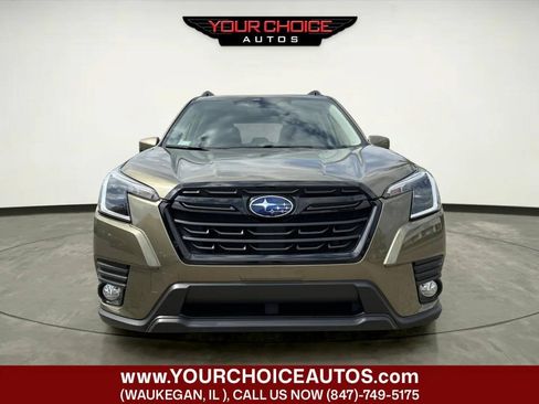 Used 2023 Subaru Forester Premium AWD/4WD image 8