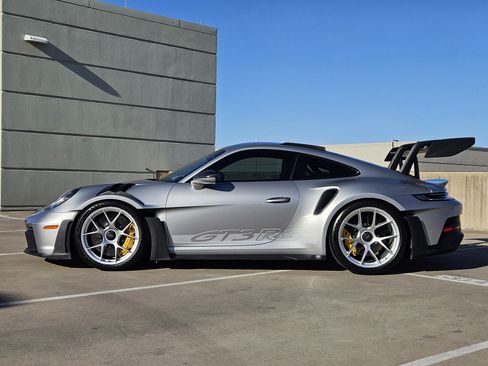 Certified 2025 Porsche 911 GT3 RS image 2