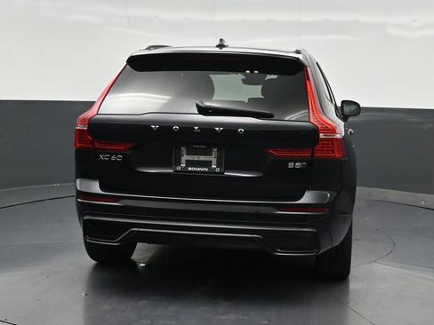 Used 2024 Volvo XC60 B5 Plus AWD/4WD image 5