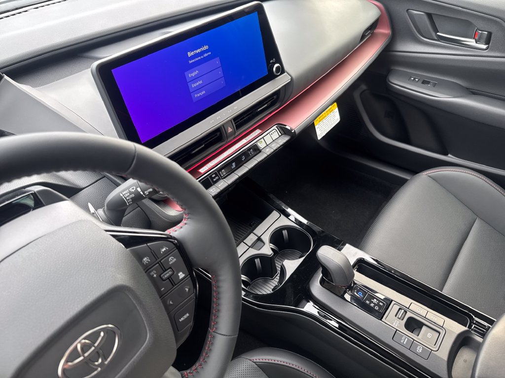 New 2027 Toyota Prius Plug-In Hybrid FWD image 21