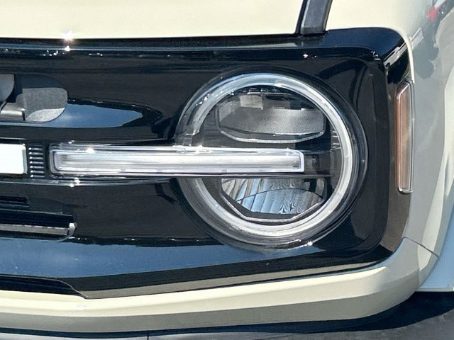 New 2026 Ford Bronco Outer Banks AWD/4WD image 10
