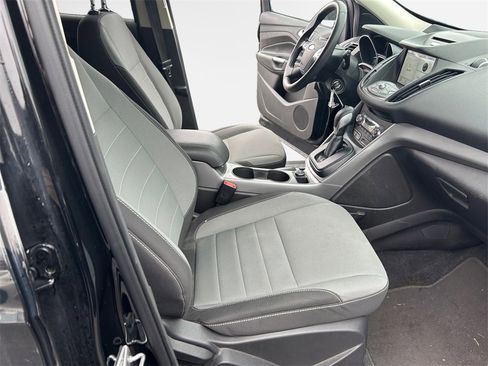 Used 2016 Ford Escape SE w/ Equipment Group 201A image 26