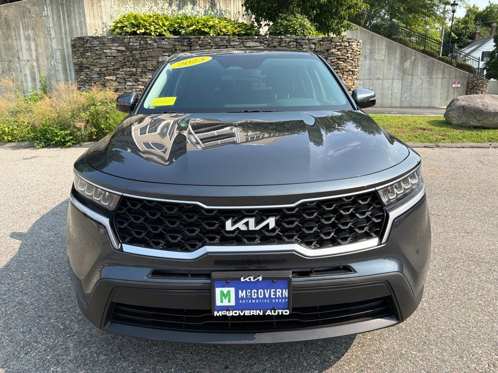 Certified 2023 Kia Sorento LX AWD/4WD image 8