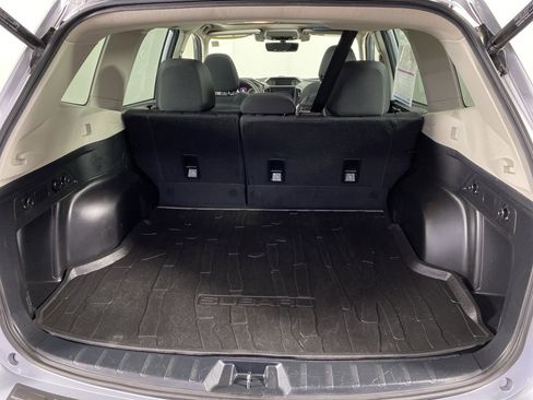 Used 2020 Subaru Forester Premium image 34
