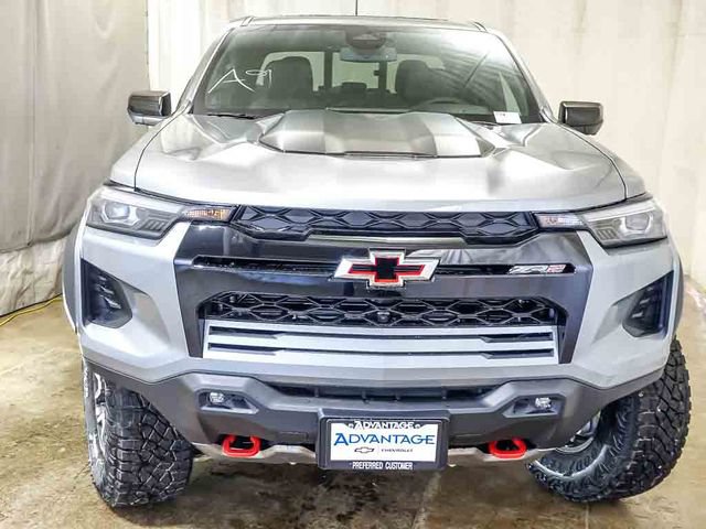 New 2026 Chevrolet Colorado ZR2 w/ Technology Package AWD/4WD image 5