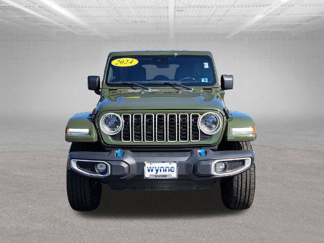Used 2024 Jeep Wrangler Unlimited Sahara AWD/4WD image 3
