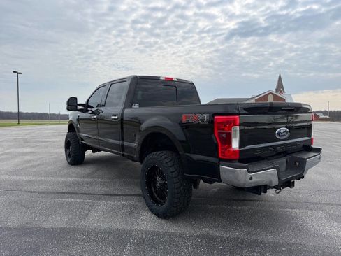 Used 2017 Ford F250 Lariat w/ Lariat Ultimate Package image 7