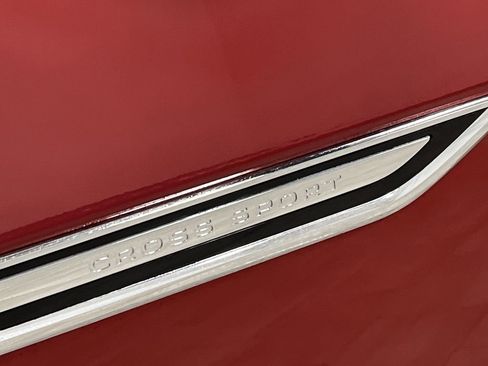 Used 2024 Volkswagen Atlas Cross Sport SE image 34