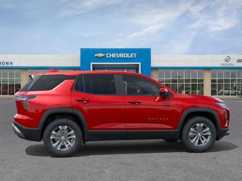 New 2026 Chevrolet Equinox LT AWD/4WD image 5